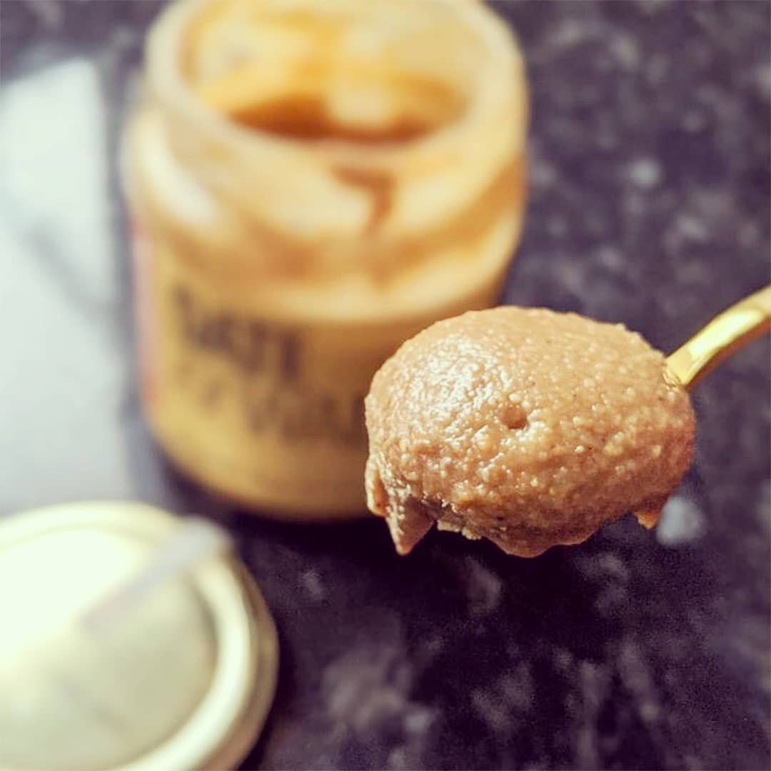 Yum! Look at this delicious nut better, organic, vegan free with no added sugar…. What’s not to love people…. Pass the bananas… That’s brekkie sorted.

#nutbutter #vegan #newstofollow